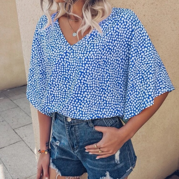 Beautiful woman blouse - Picture 4 of 8